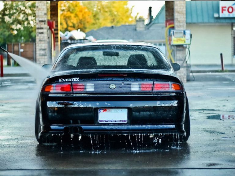 Which Car Wash Package Is Right for You? A Smiley’s Breakdown